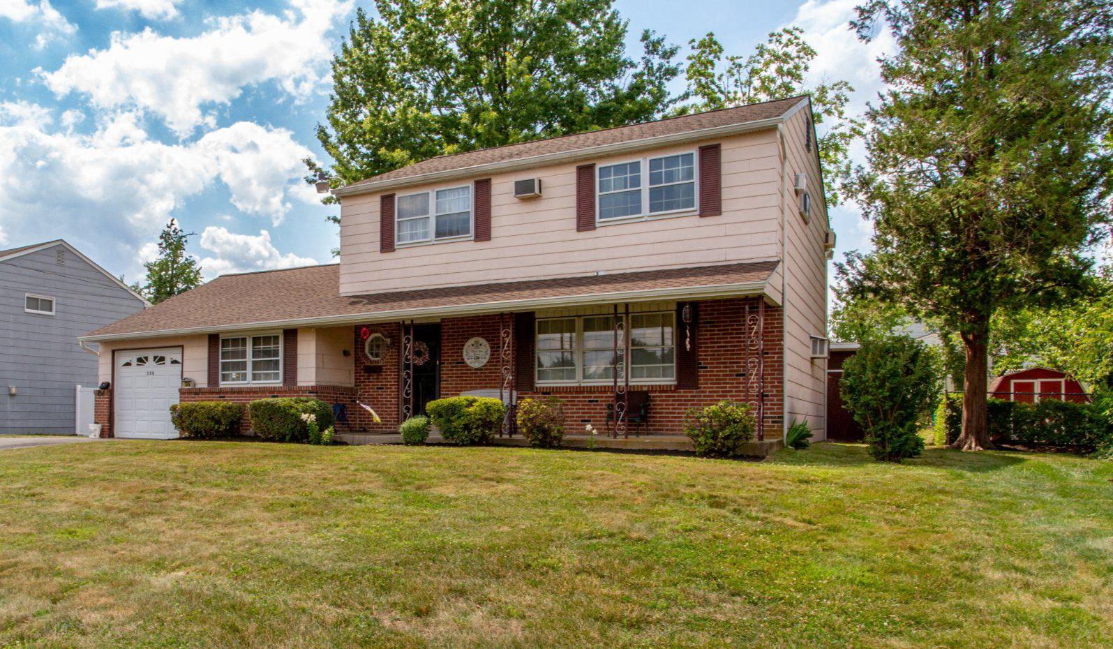 FAIRFIELD - Residential