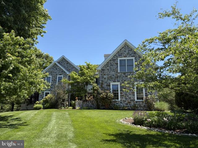 Coming soon in the Estates at Tattersall! Located one one of the most beautiful lots in the entire neighborhood! Write up and photos will be entered in the last week of June. Showings to begin 6/26!