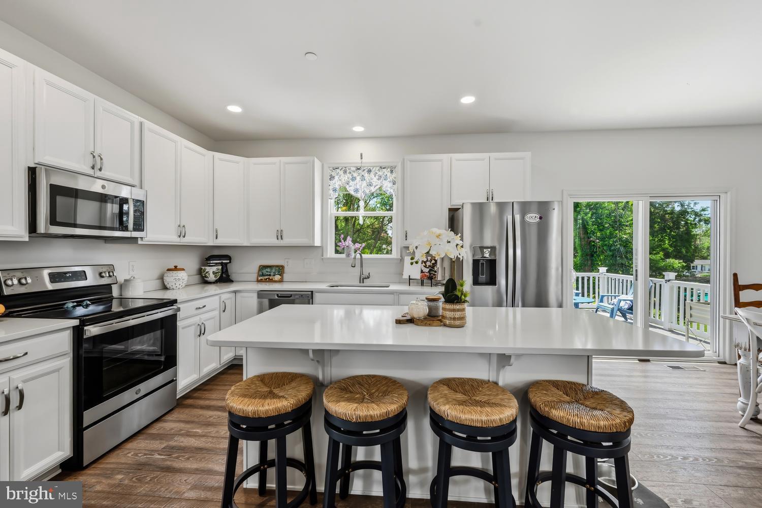 KENT ISLAND ESTATES - Residential