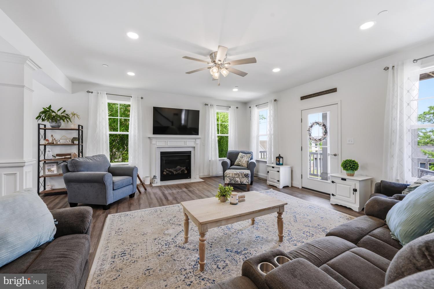 KENT ISLAND ESTATES - Residential