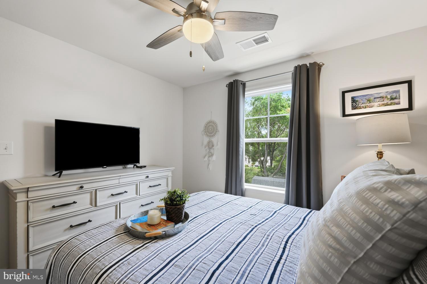 KENT ISLAND ESTATES - Residential