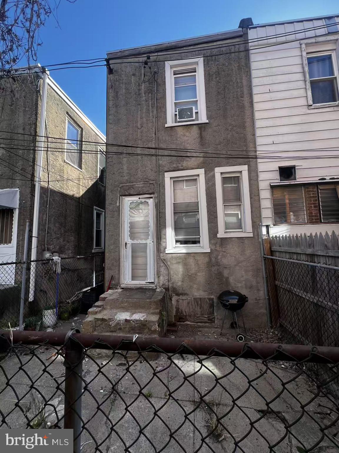 PHILADELPHIA - Residential