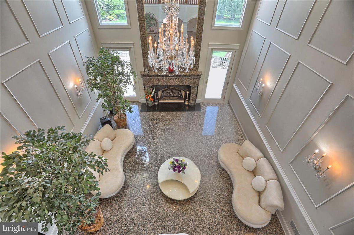 MACGREGOR DOWNS - Residential