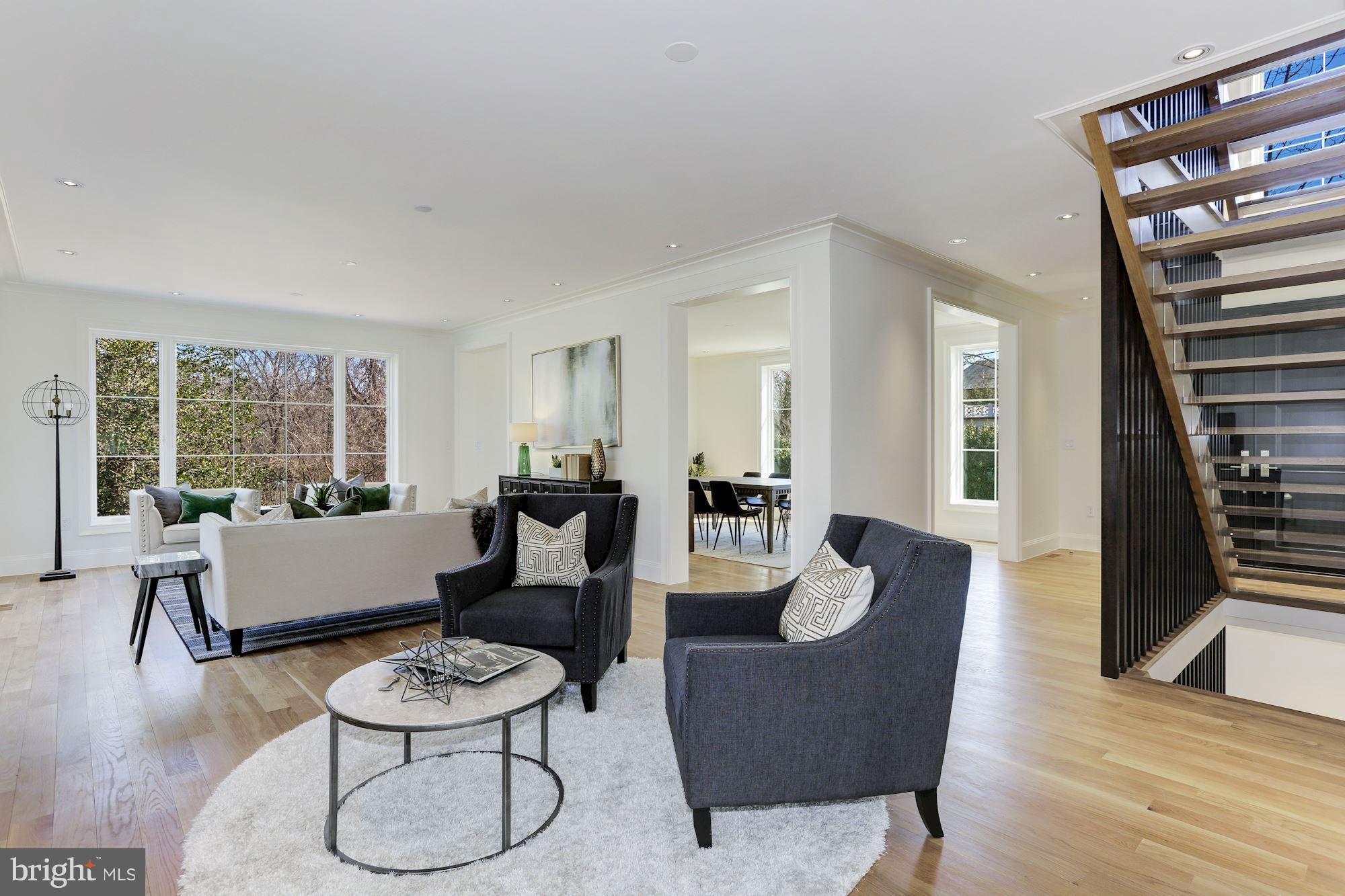 FOXHALL - Residential