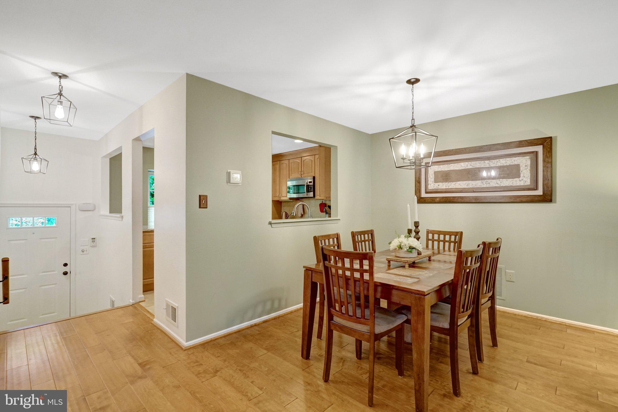 LAFAYETTE VILLAGE - Residential