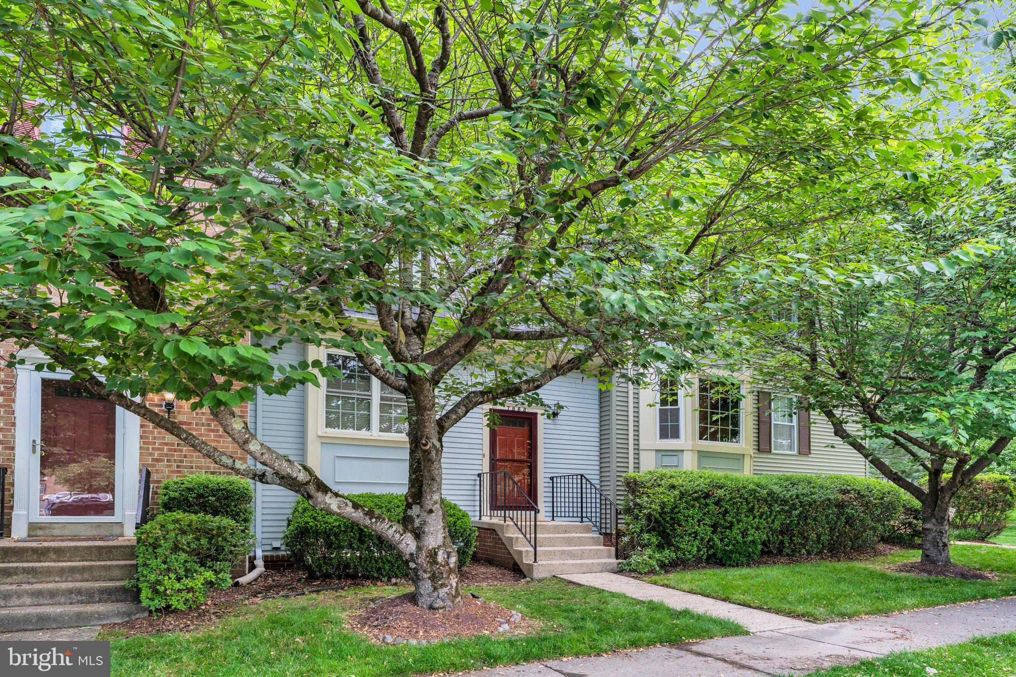 LAFAYETTE VILLAGE - Residential