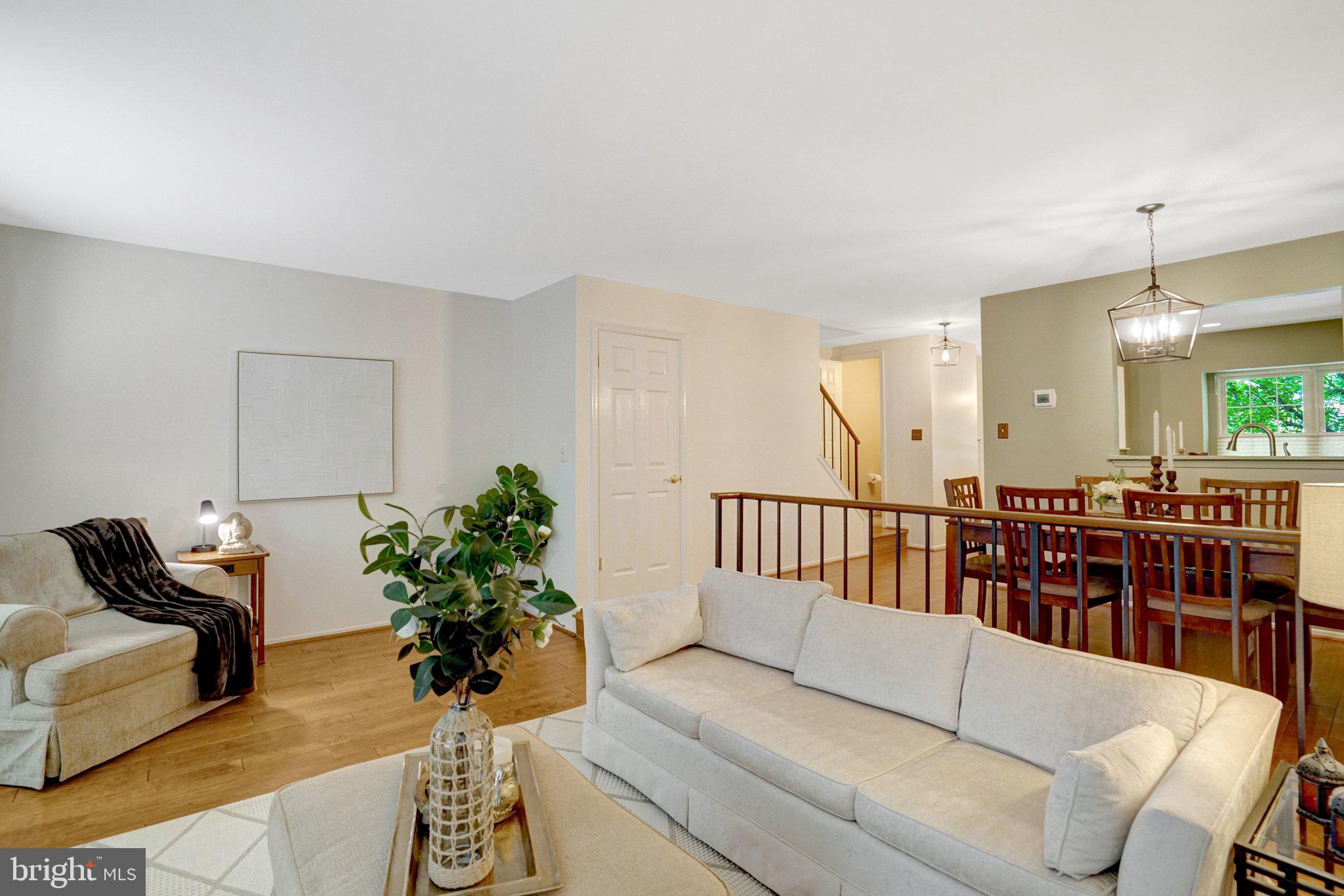 LAFAYETTE VILLAGE - Residential