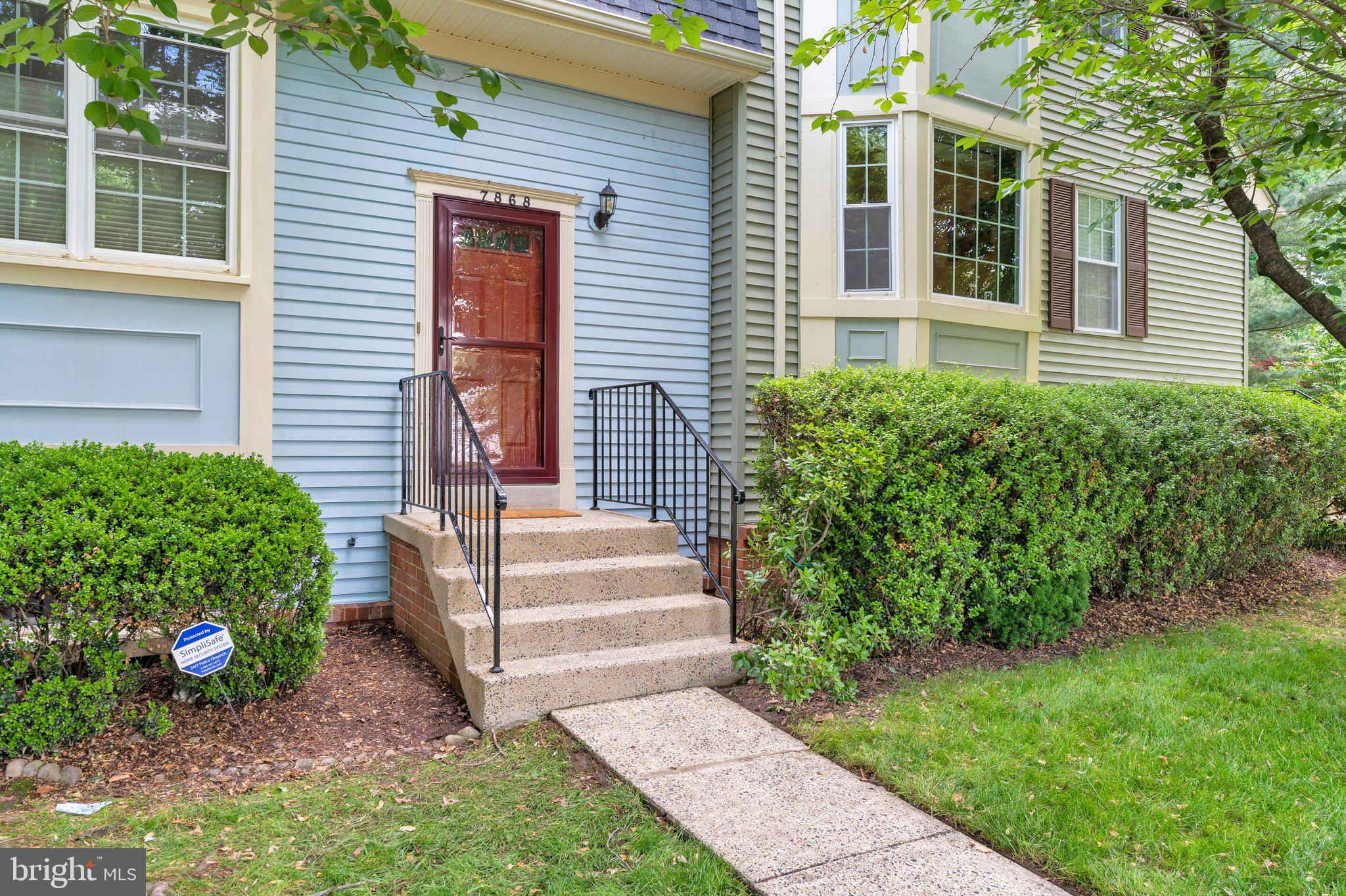 LAFAYETTE VILLAGE - Residential