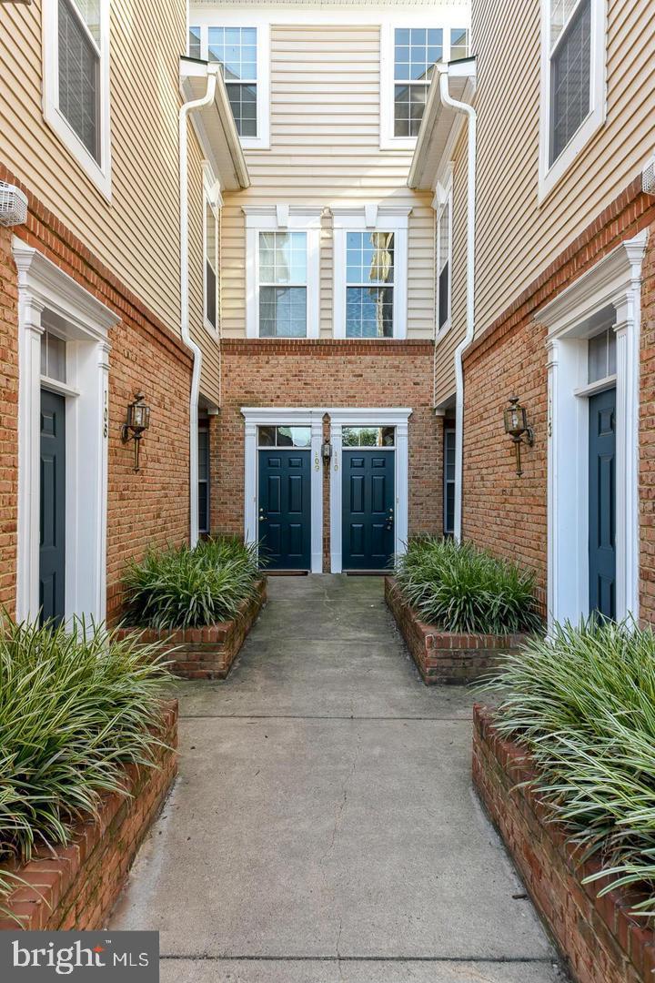RIDGES AT BELMONT - Residential