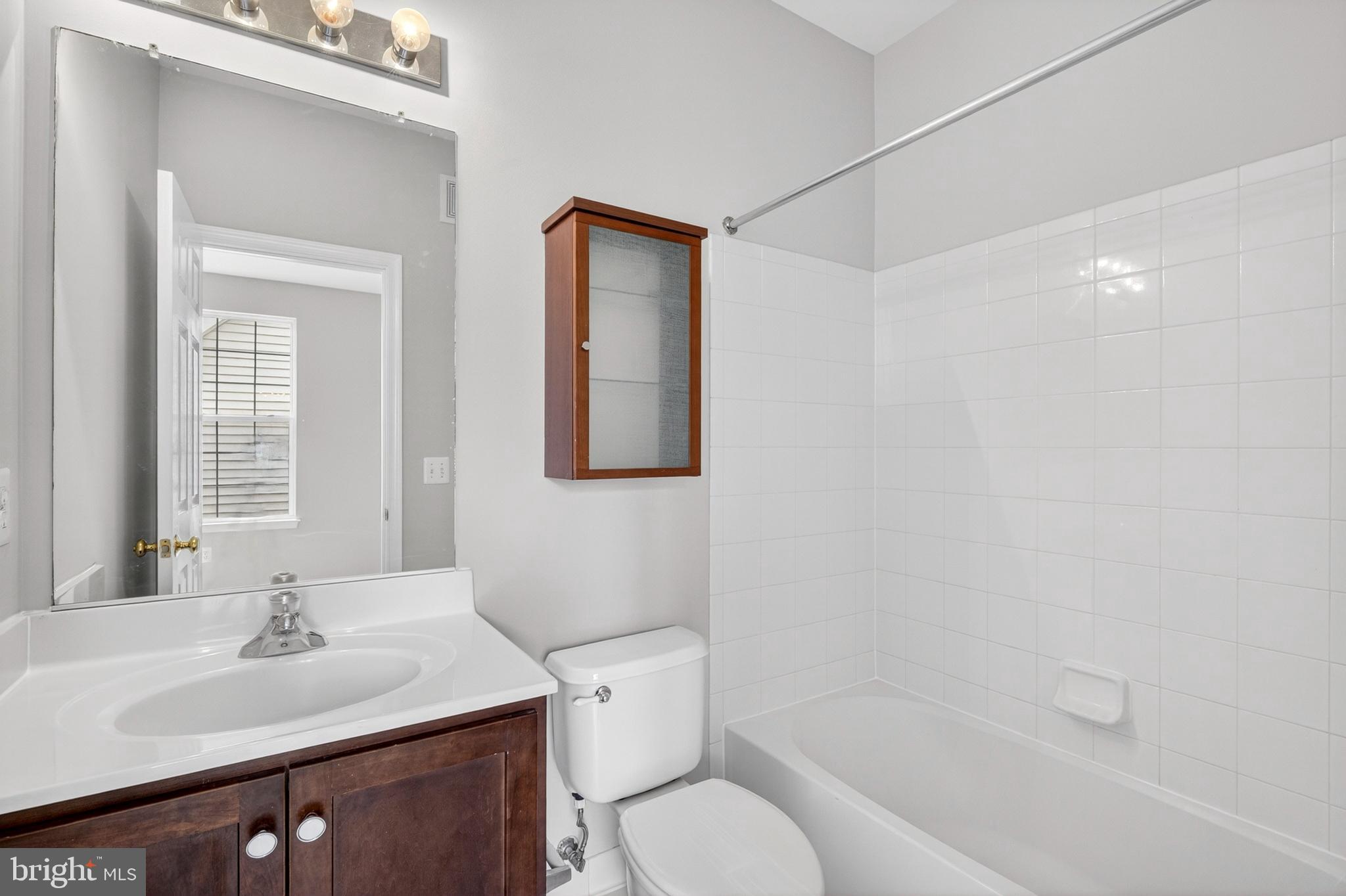 RIDGES AT BELMONT - Residential