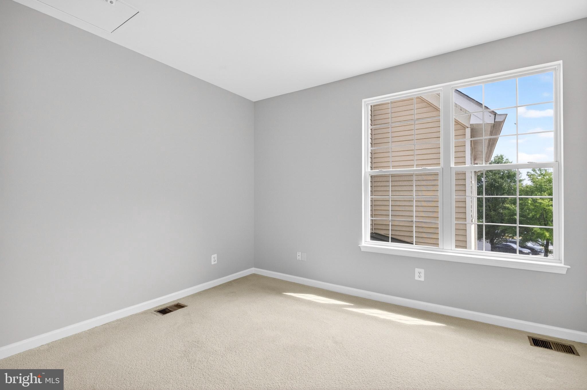 RIDGES AT BELMONT - Residential
