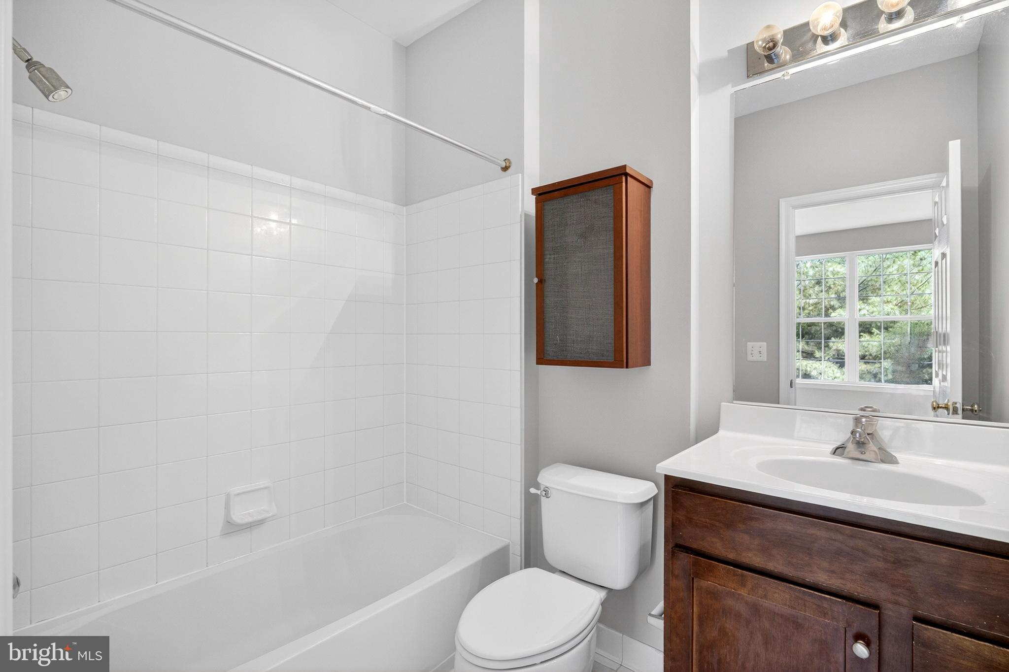 RIDGES AT BELMONT - Residential
