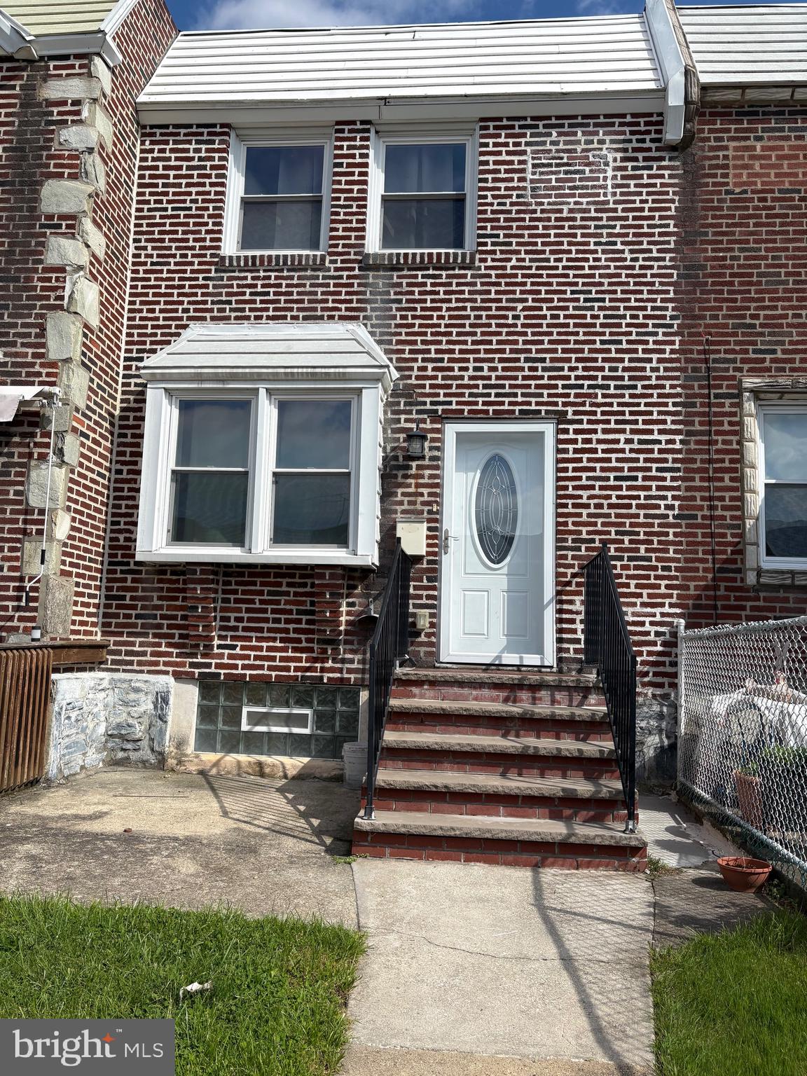Welcome to this beautifully maintained 3-bedroom, 1.5-bathroom home located in the heart of Northeast Philadelphia! This charming property combines comfort, convenience, and modern living. This home is move-in-ready property and offers a spacious layout, perfect for both homeowners and investors. The home features generously sized bedrooms, 1.5 bathrooms, and a comfortable living area ideal for everyday living. Whether you’re looking for your next home or a great investment opportunity, this property has strong potential. Step inside to find a bright and inviting living room with plenty of natural light, leading to an updated kitchen. The finished basement adds valuable extra space—ideal for a recreation room, home gym, office, or additional storage. This home is within walking distance to Roosevelt Mall, shopping centers, restaurants, grocery stores, schools, and public transportation
