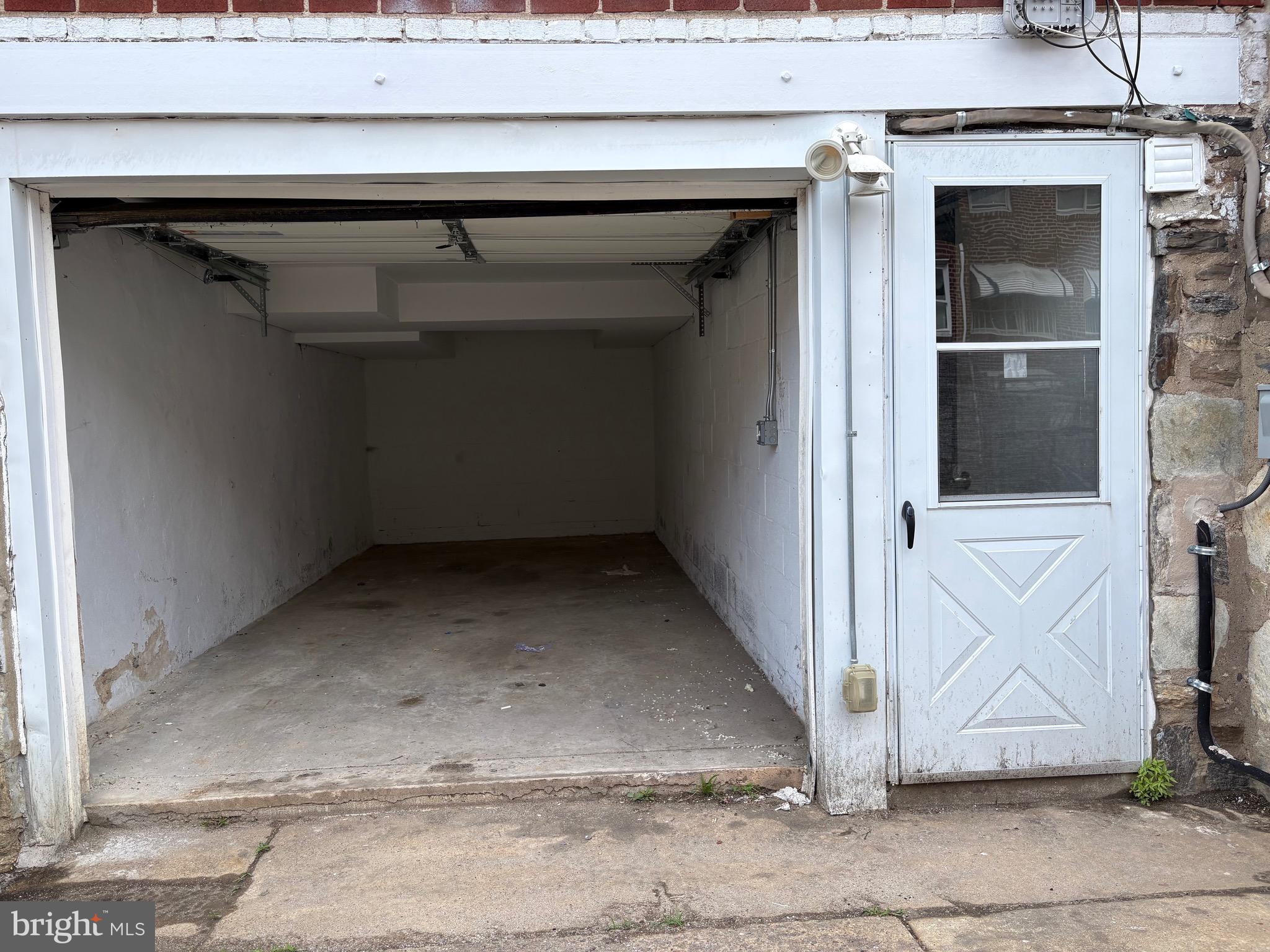 PHILADELPHIA (NORTHEAST) - Residential