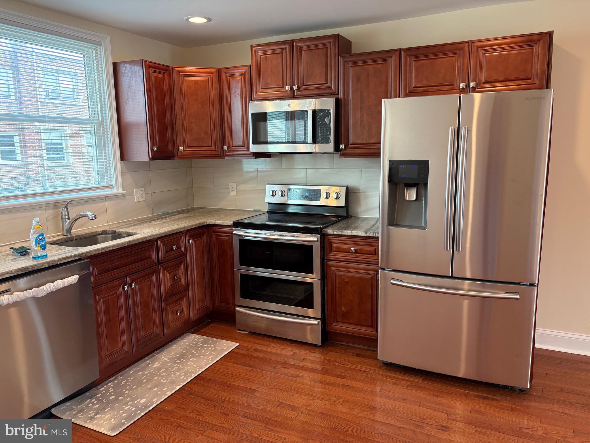 PHILADELPHIA (NORTHEAST) - Residential