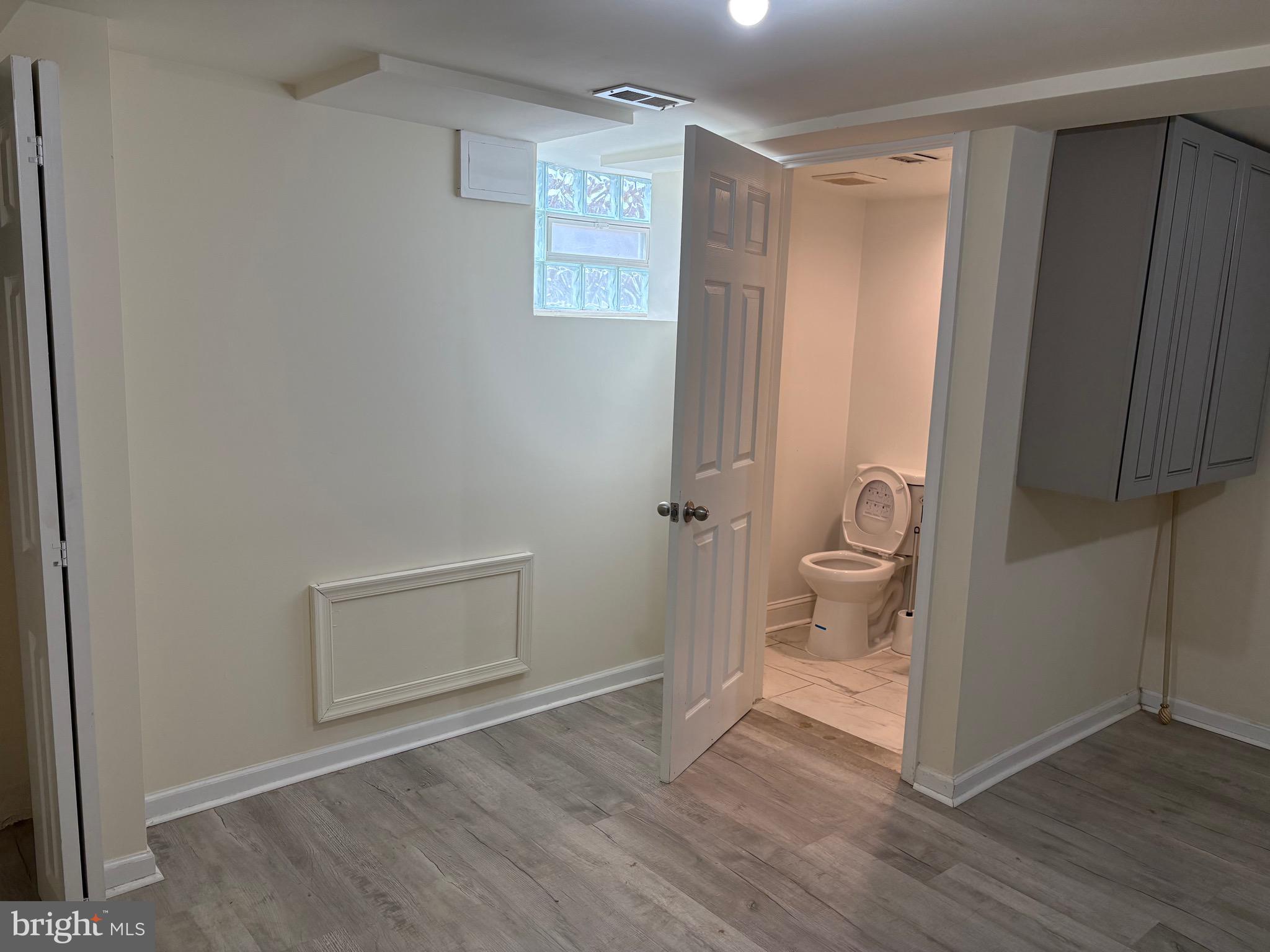 PHILADELPHIA (NORTHEAST) - Residential