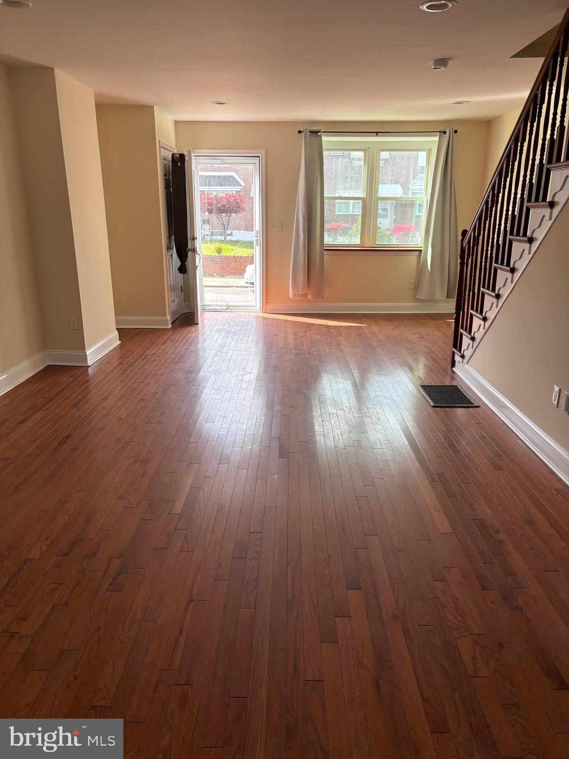 PHILADELPHIA (NORTHEAST) - Residential