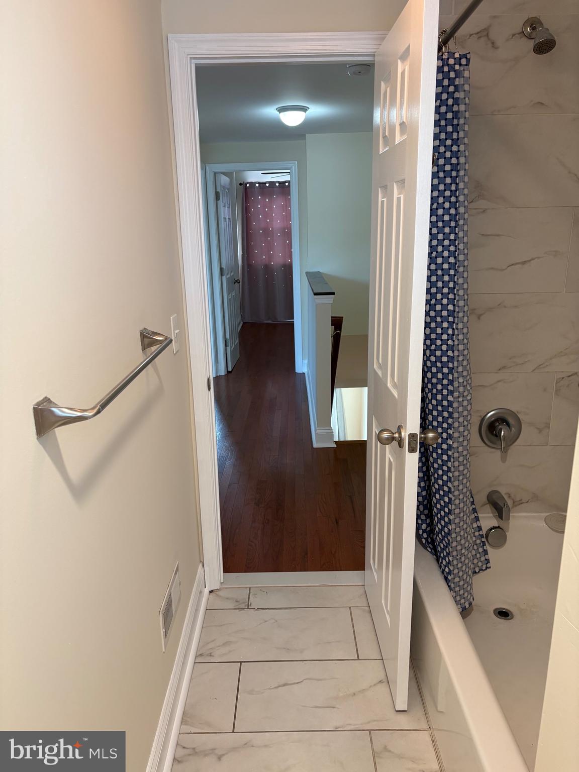 PHILADELPHIA (NORTHEAST) - Residential