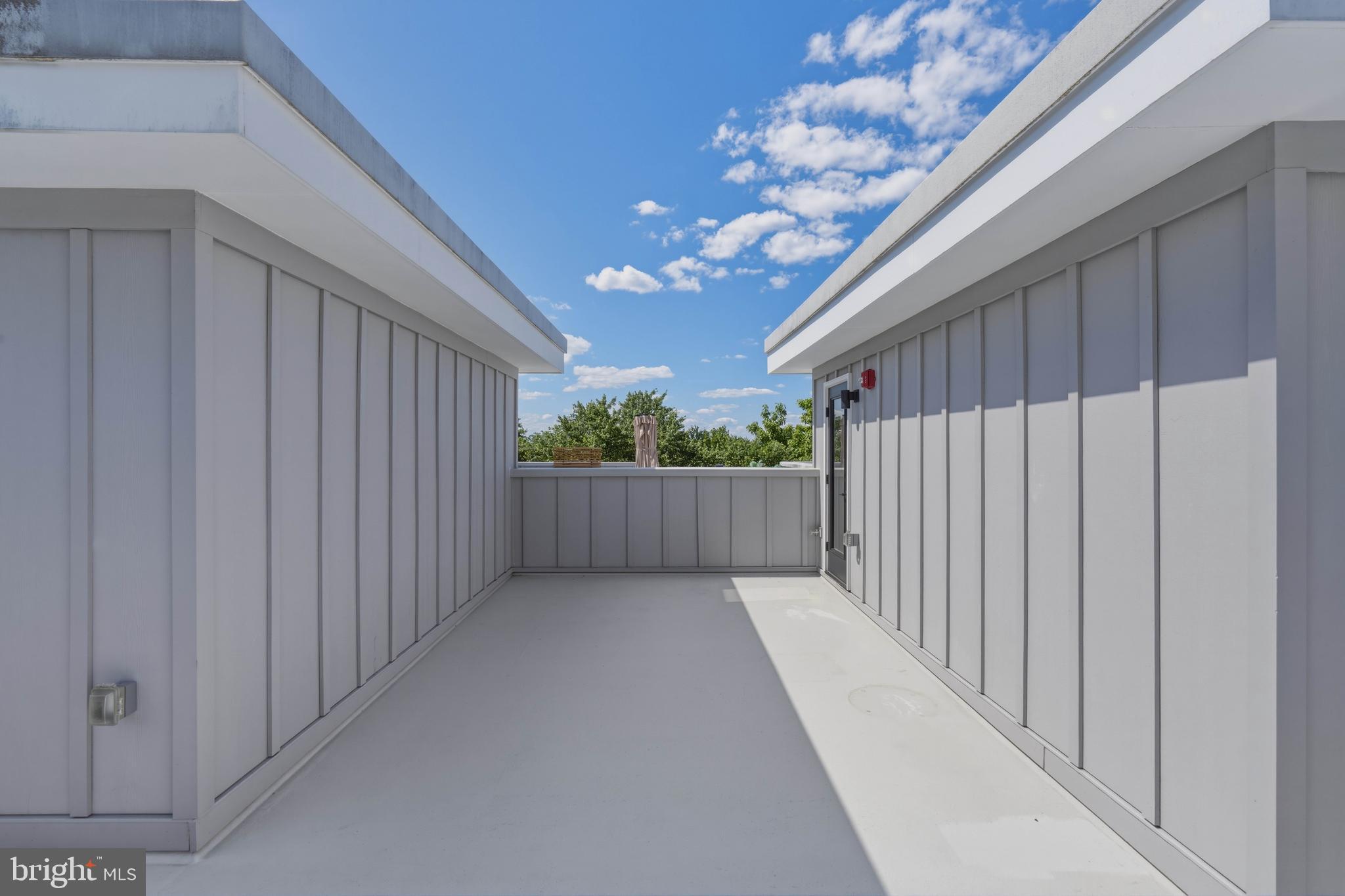 FORT WASHINGTON - Residential