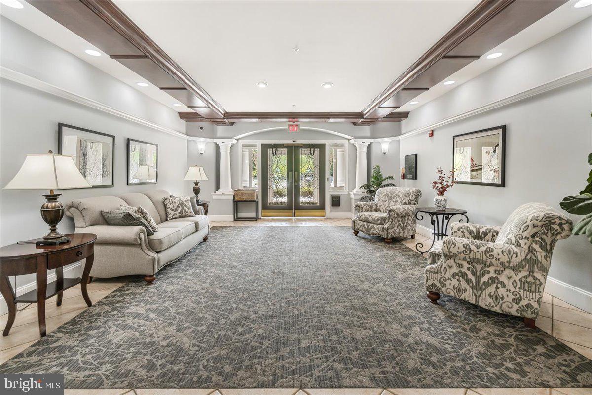 WORMANS MILL - Residential
