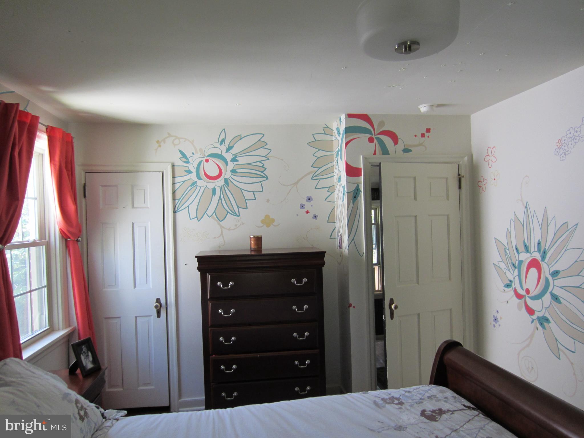 SCHOOL LANE HILLS - Residential