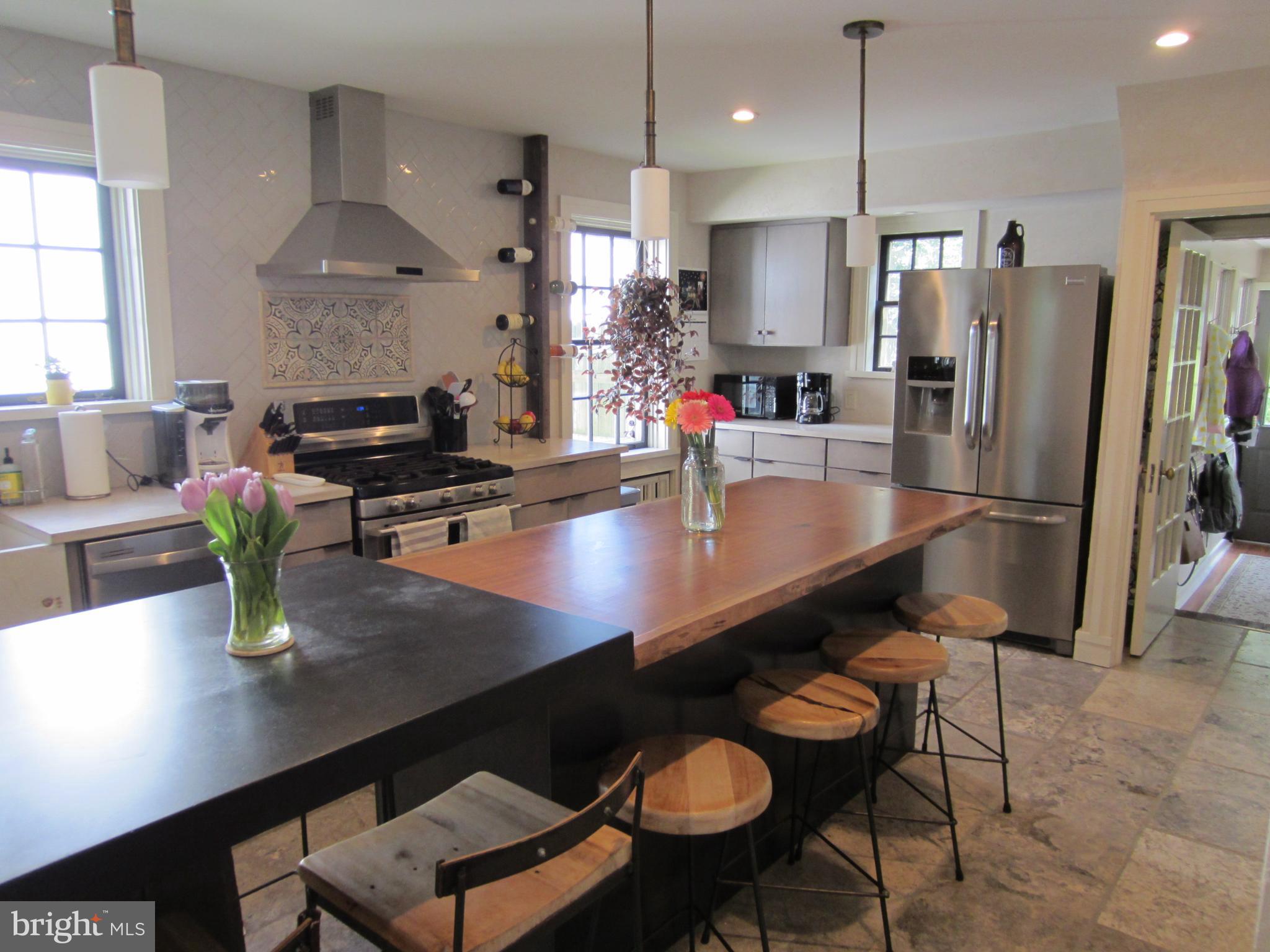 SCHOOL LANE HILLS - Residential
