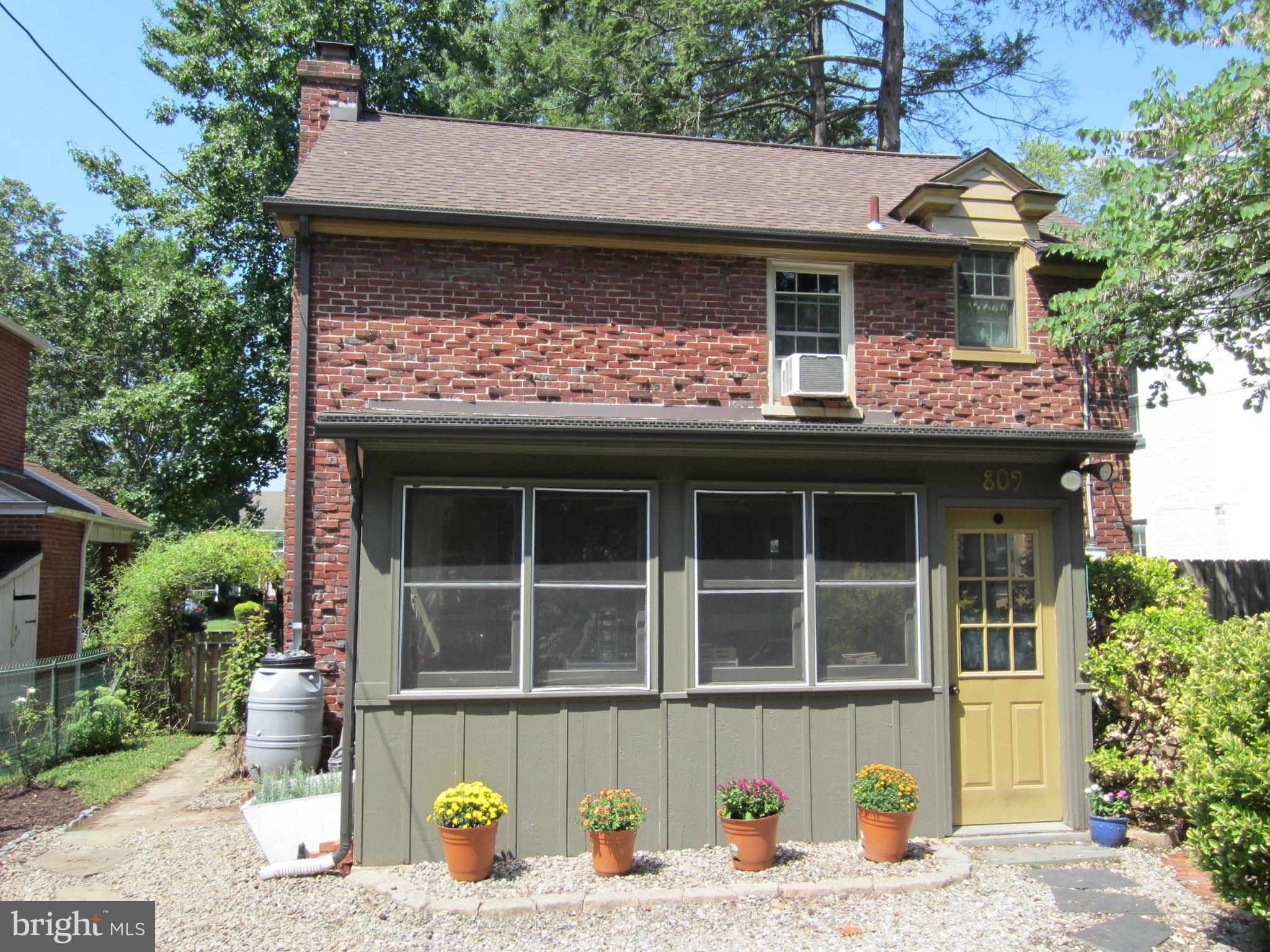 SCHOOL LANE HILLS - Residential