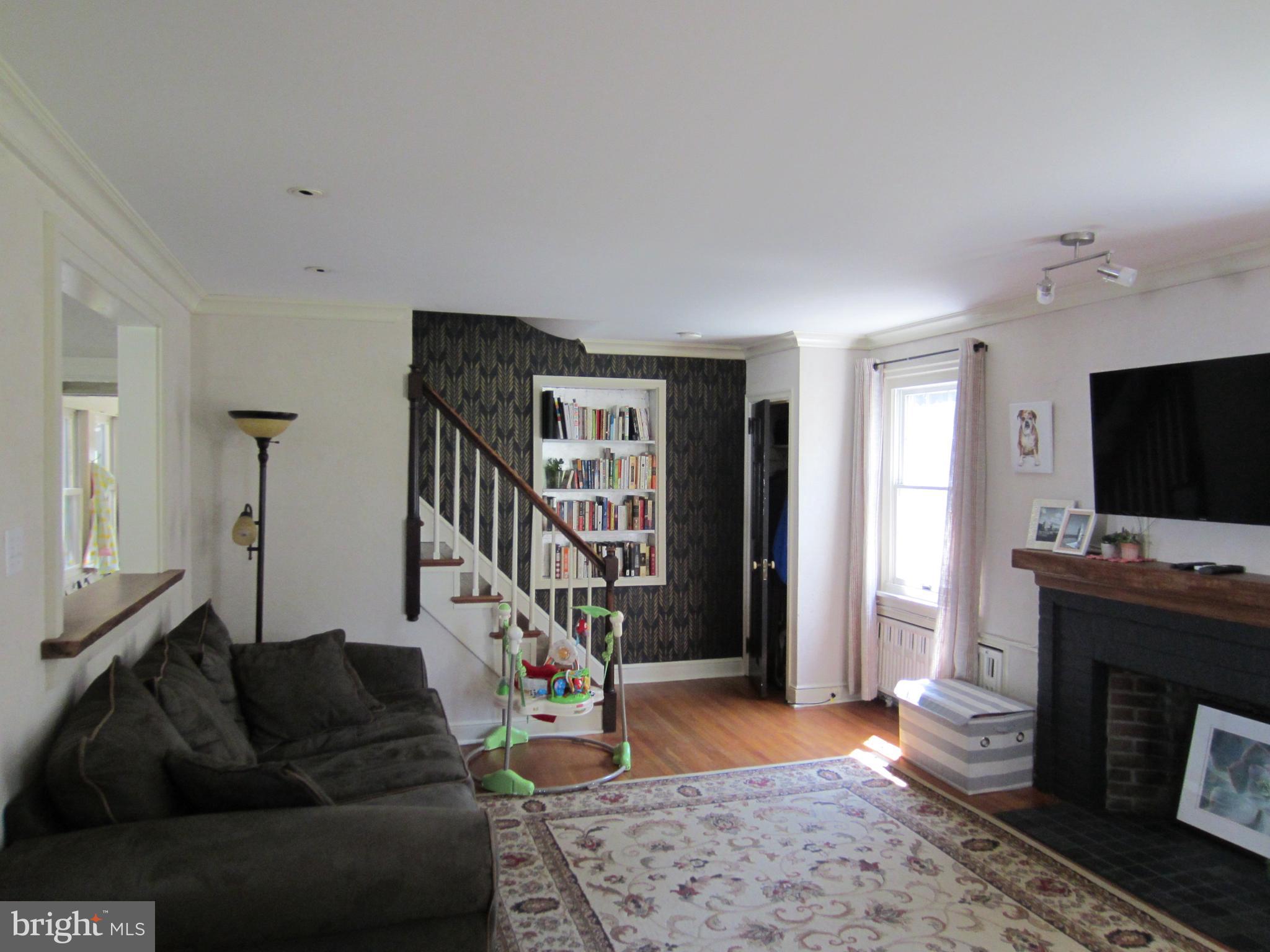 SCHOOL LANE HILLS - Residential