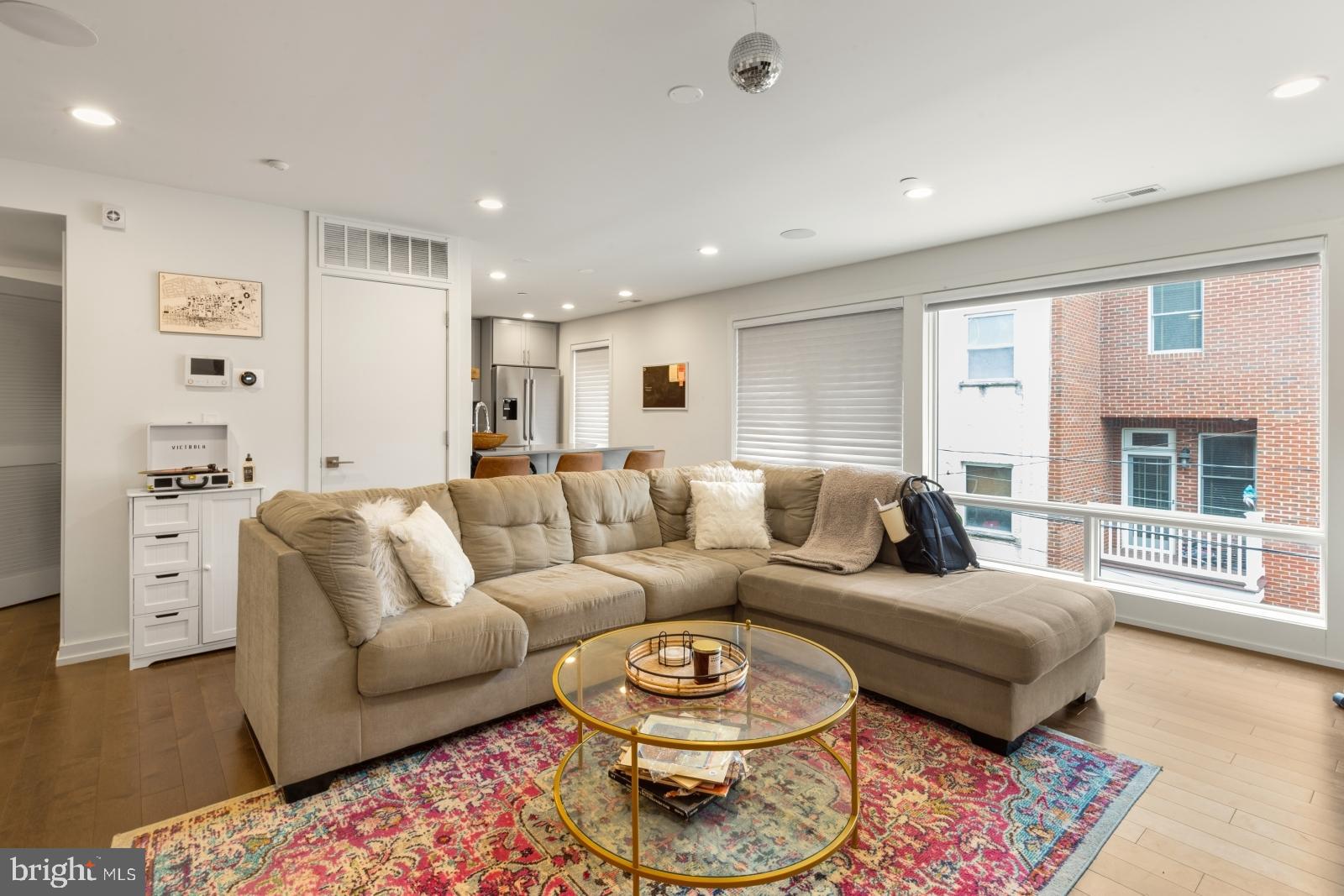 BELLA VISTA - Residential Lease
