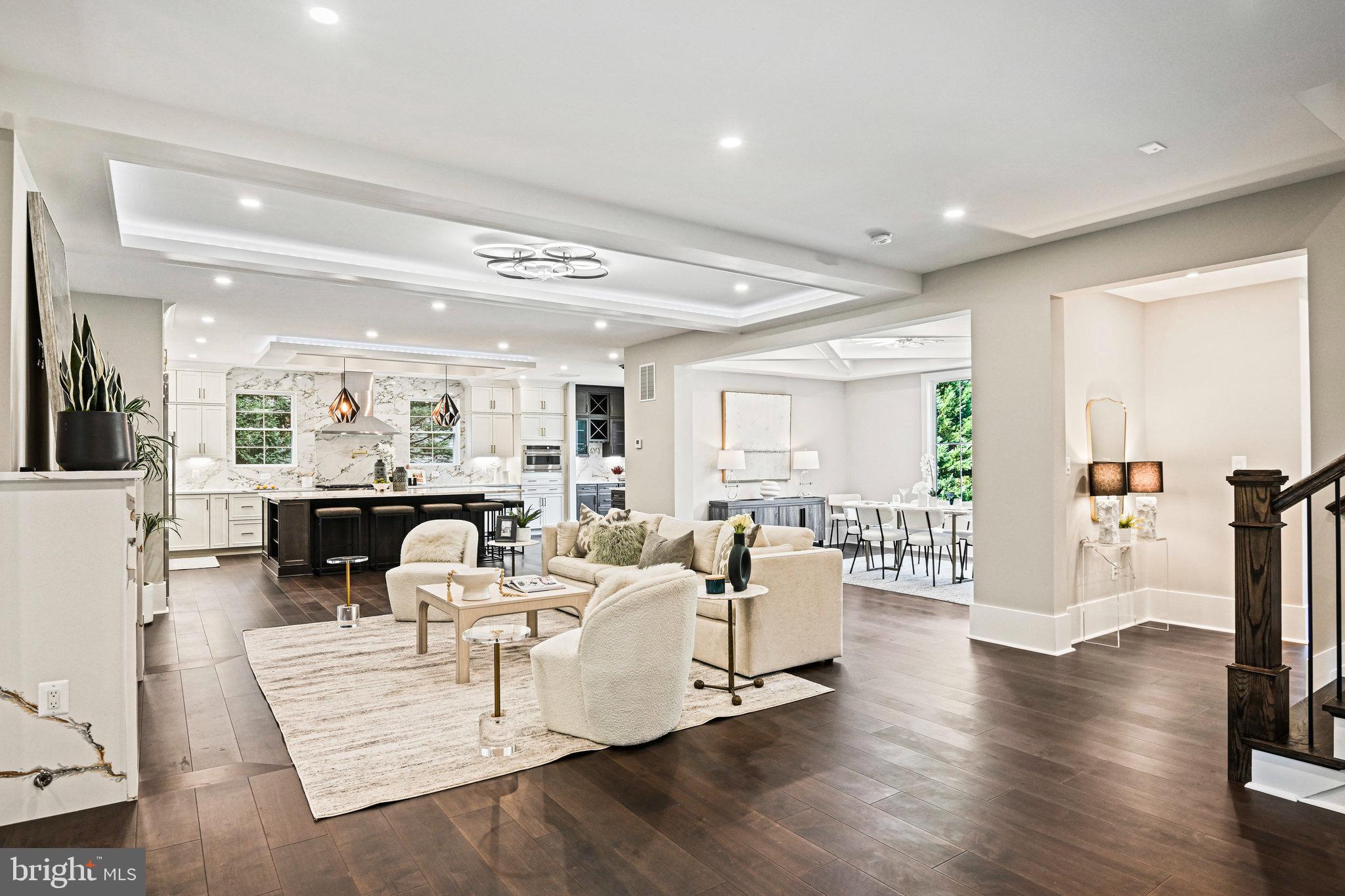 LOCUST HILL - Residential