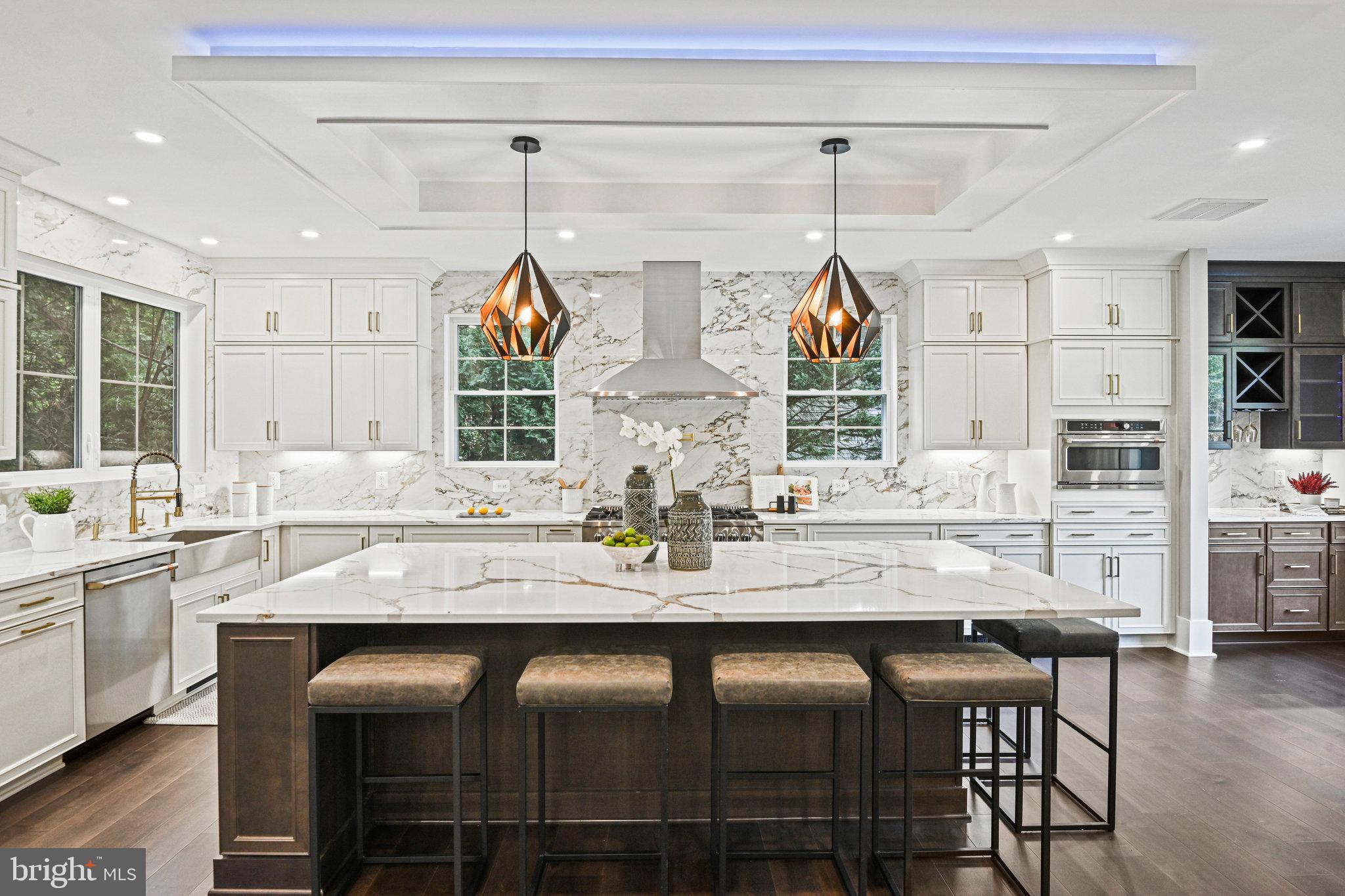 LOCUST HILL - Residential
