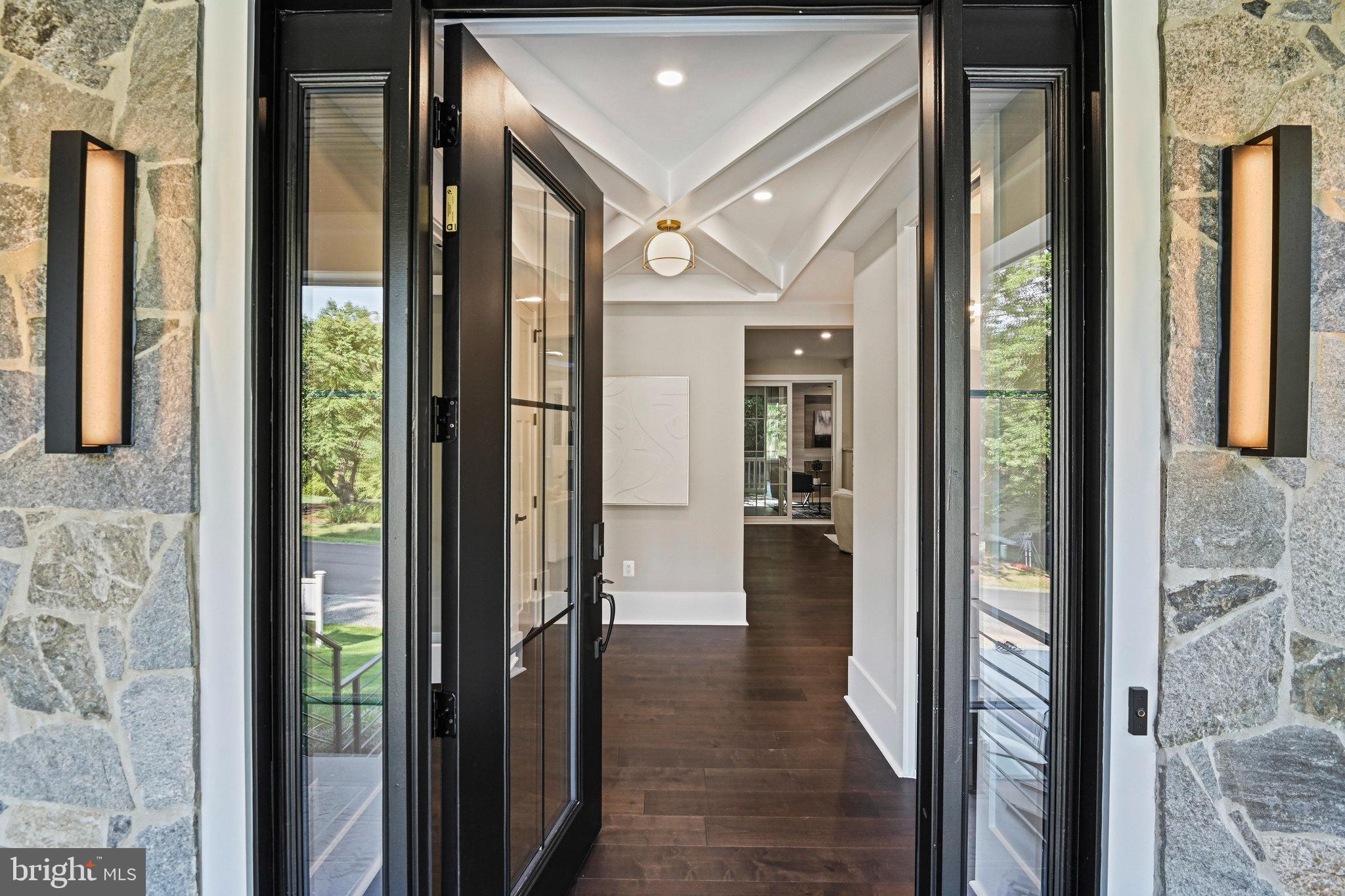 LOCUST HILL - Residential