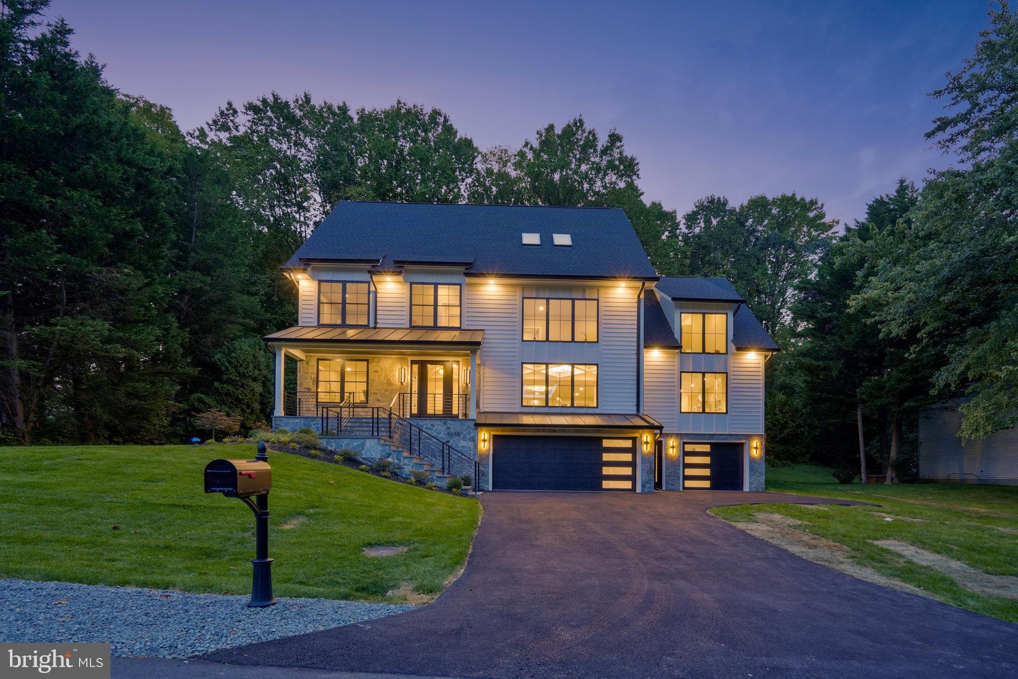 LOCUST HILL - Residential