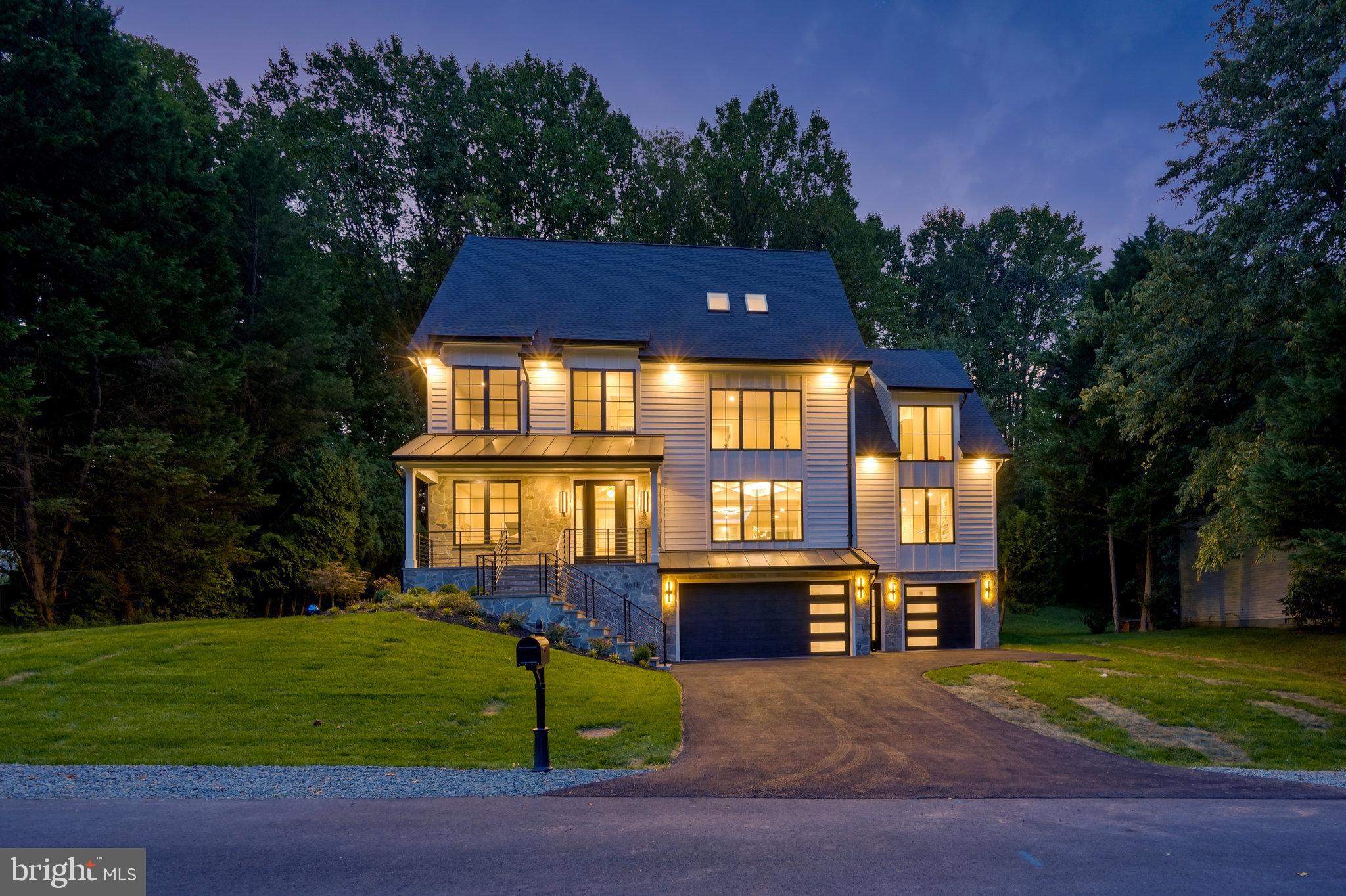 LOCUST HILL - Residential