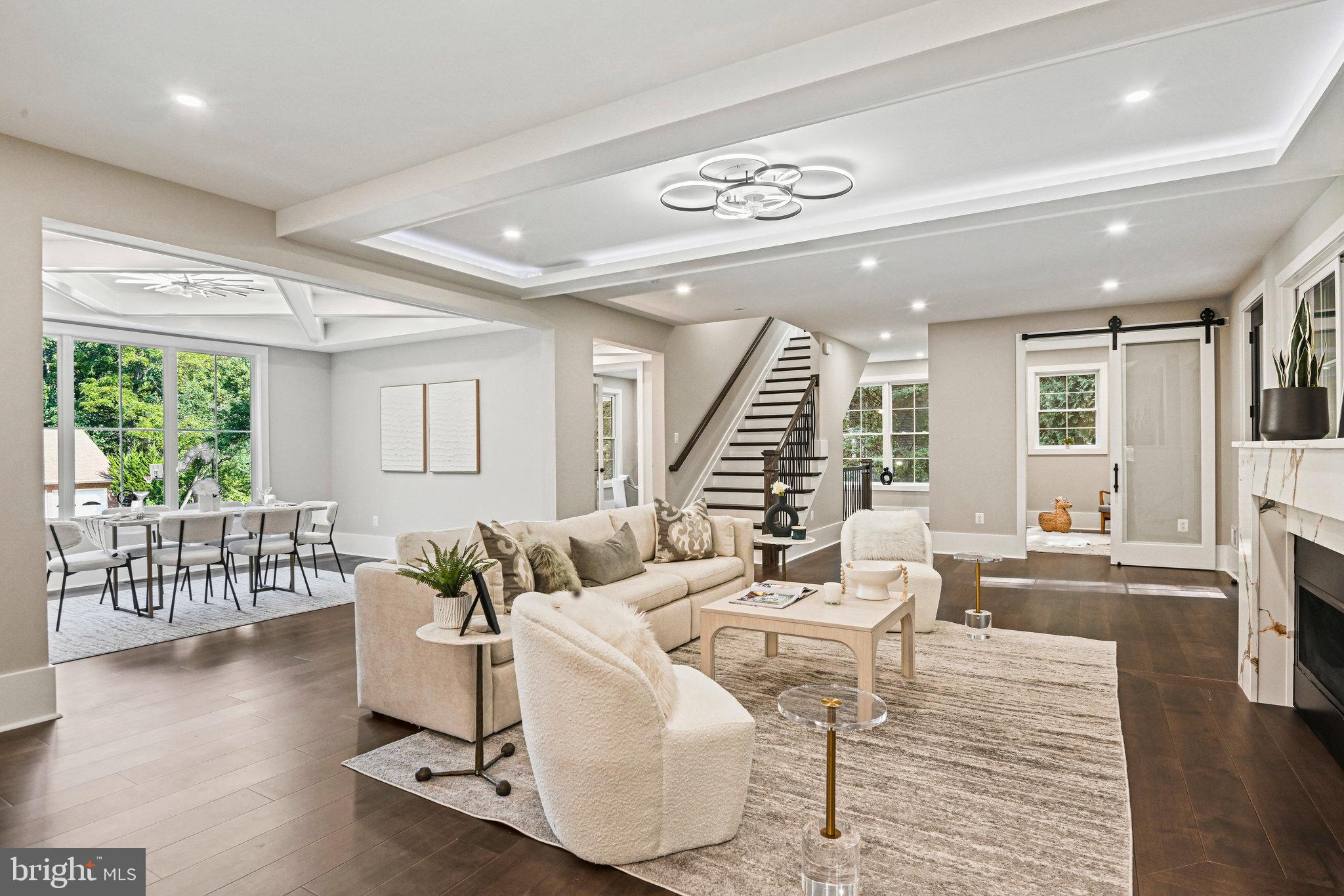 LOCUST HILL - Residential