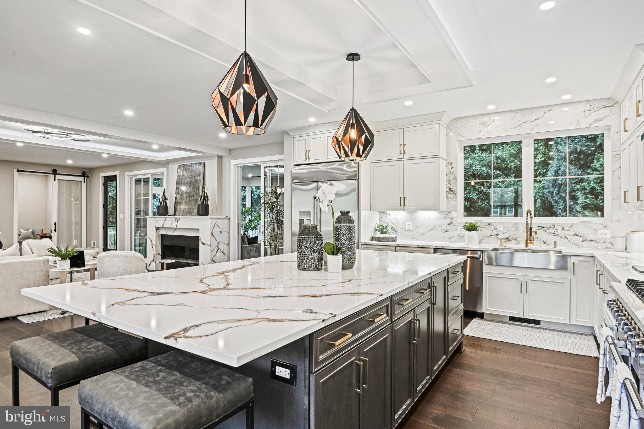 LOCUST HILL - Residential