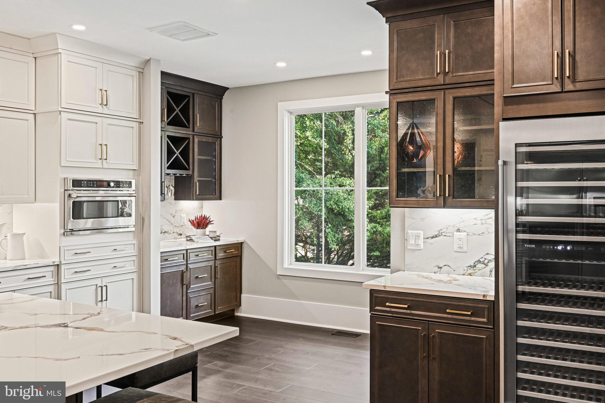 LOCUST HILL - Residential
