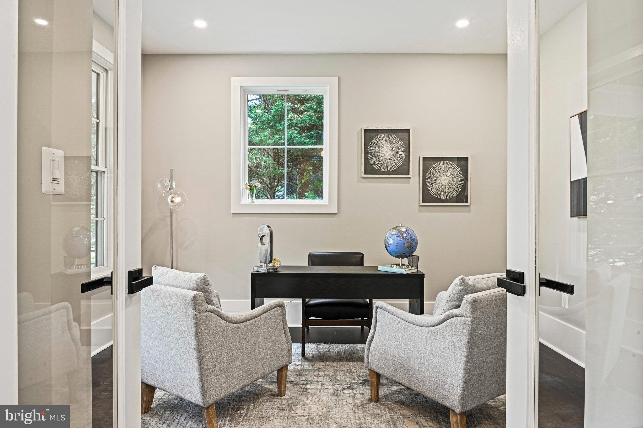 LOCUST HILL - Residential