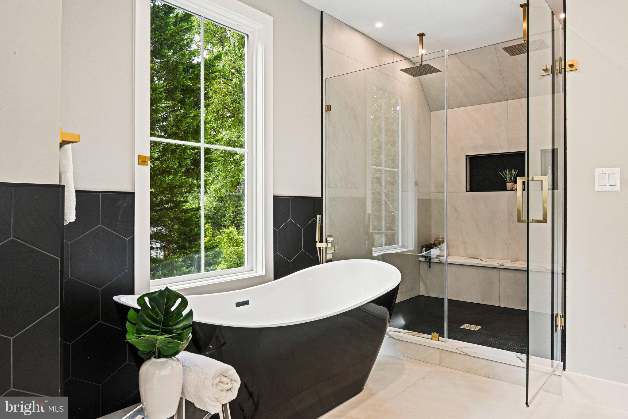 LOCUST HILL - Residential