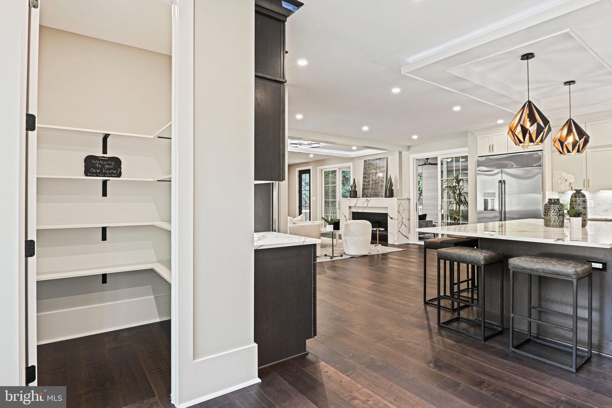 LOCUST HILL - Residential