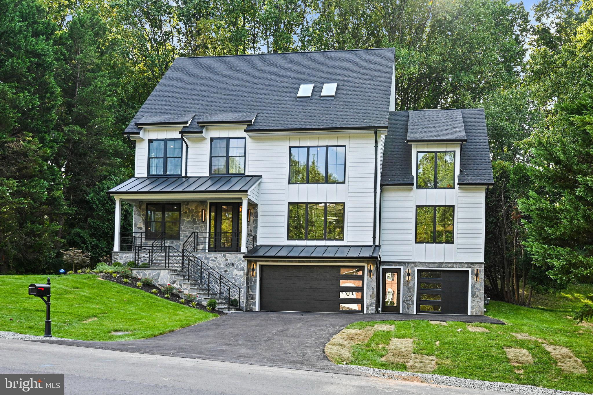 LOCUST HILL - Residential