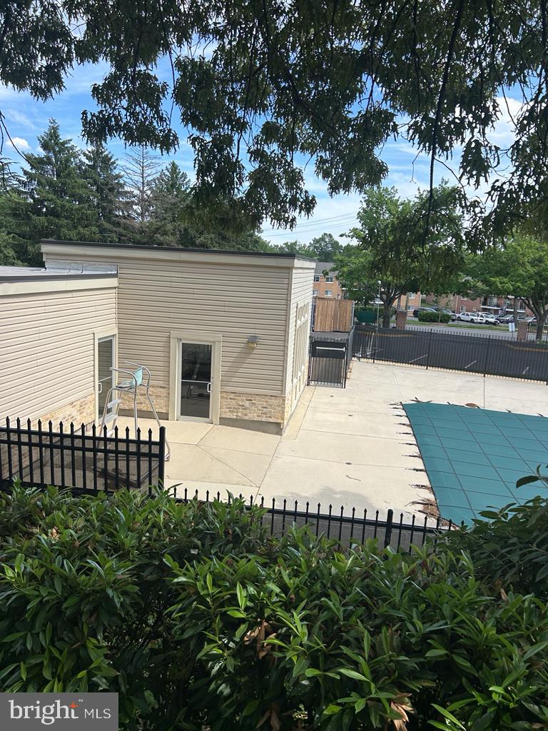 WESTWOOD PARK - Residential