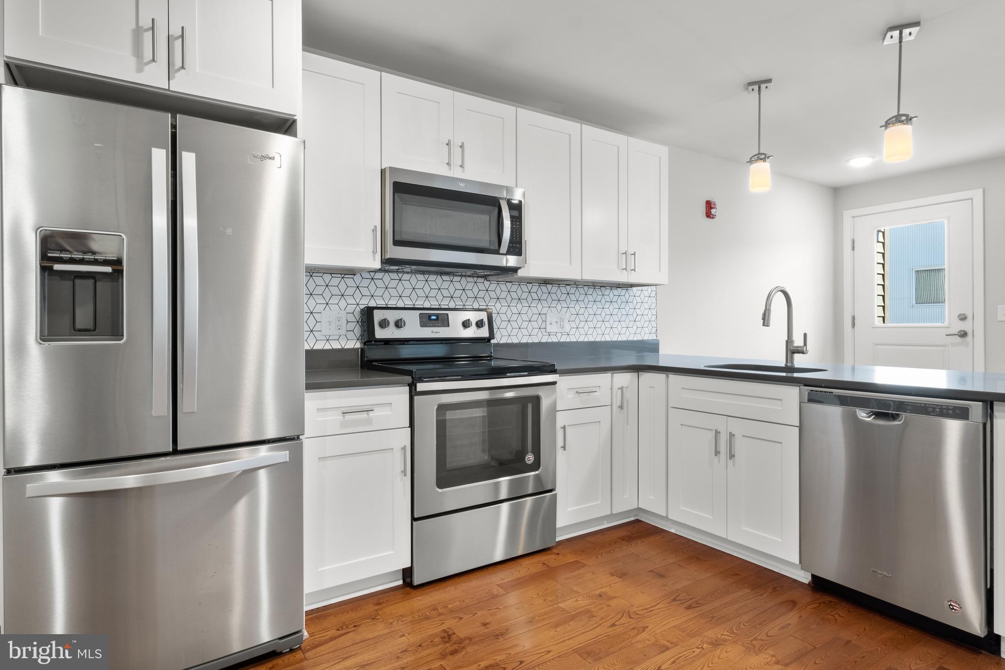 KENSINGTON - Residential Lease