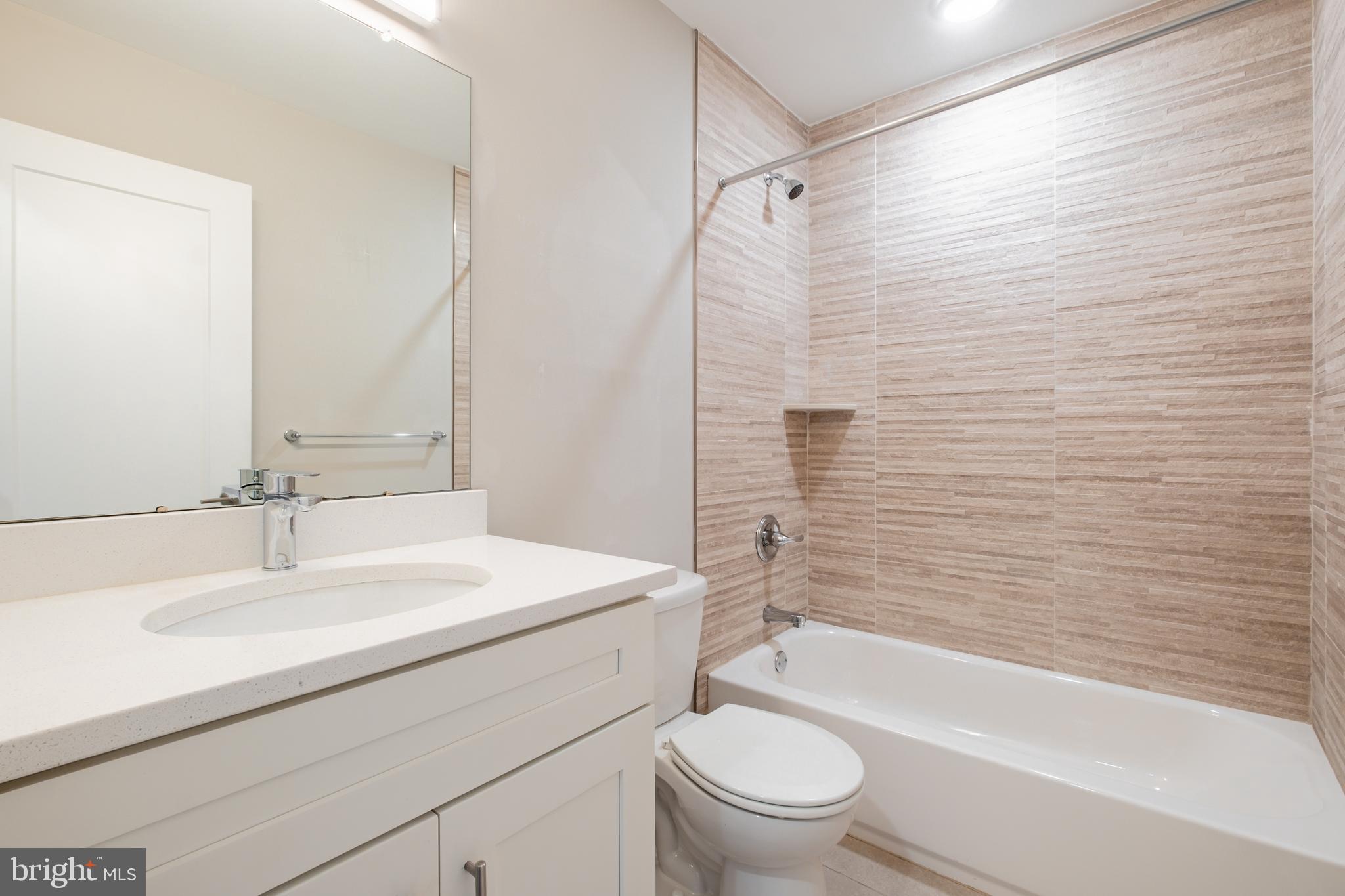 KENSINGTON - Residential Lease