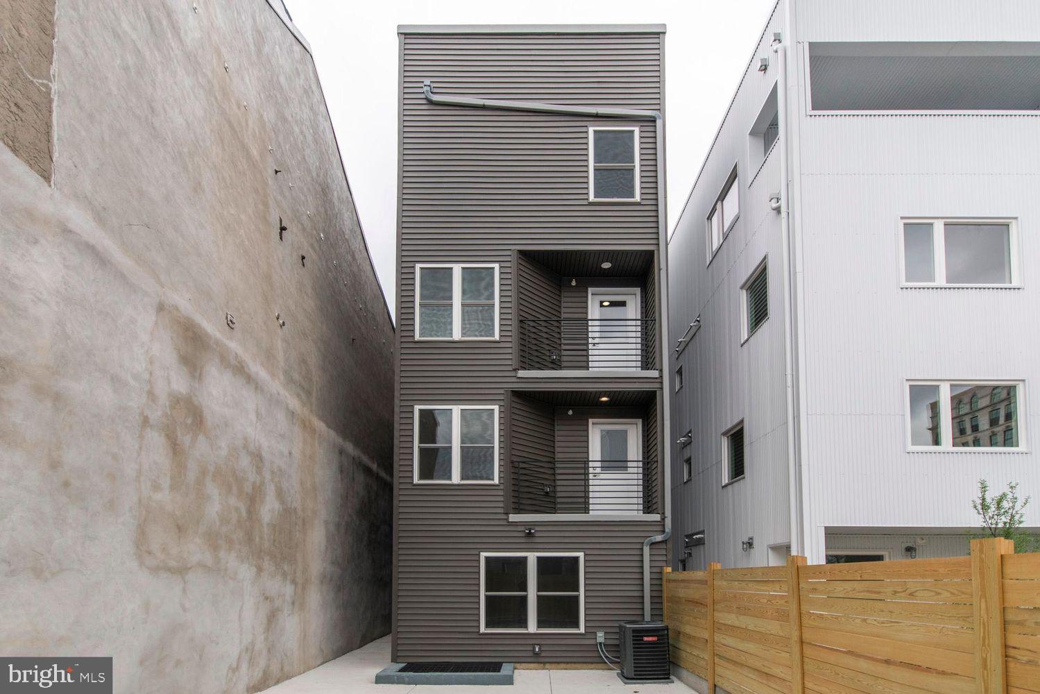 KENSINGTON - Residential Lease