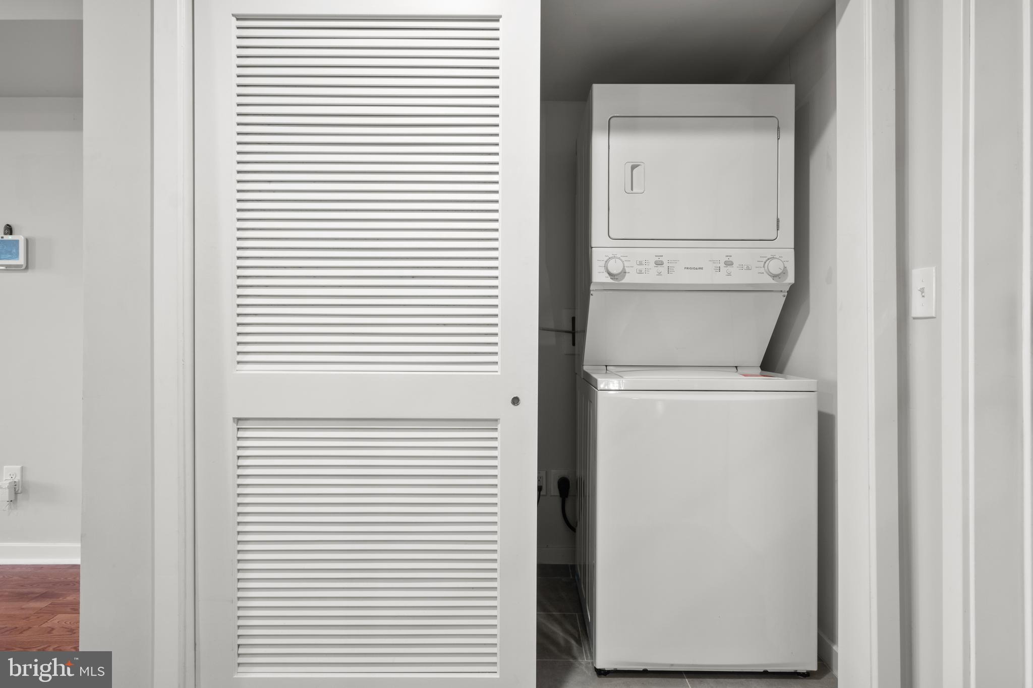 KENSINGTON - Residential Lease