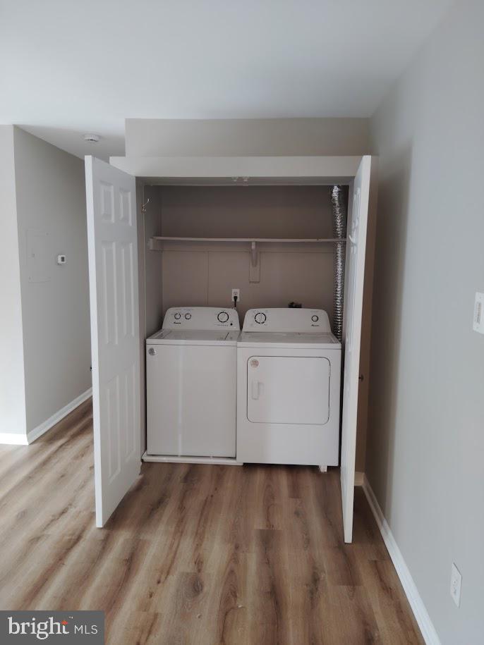 SUMMERTREE CONDO APTS - Residential