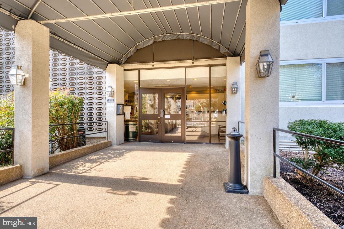 Completely renovated in 2019, this beautifully maintained 3-bedroom, 2-full bathroom condo offers modern living. Featuring luxurious LVP flooring throughout, an open floor plan perfect for entertaining, and stylish finishes, this home blends comfort and convenience. All utilities included except for electric. Located near NOVA Community College, with easy access to public transit, I-495, Rt 236, and Wakefield Park, Shopping, dining, and all the amenities you need. Don’t miss the opportunity.  Sentrilock has bright striped ribbon with UNIT #36 labeled on it, close to the front. Washer and Dryer are just one step from front door of unit, very convenient.