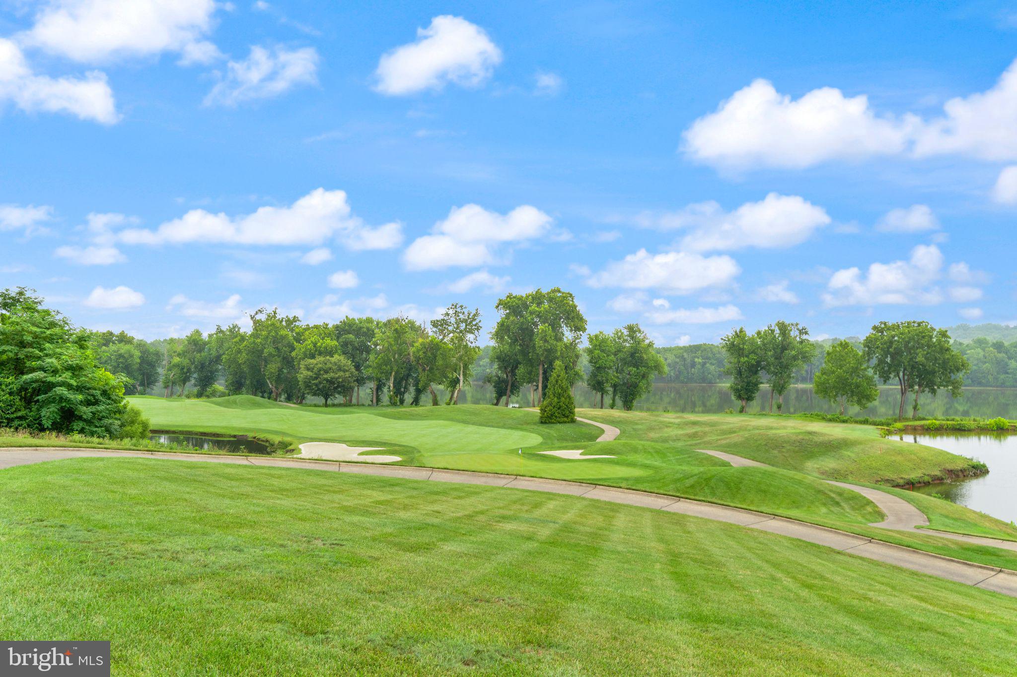 RIVER CREEK - Residential