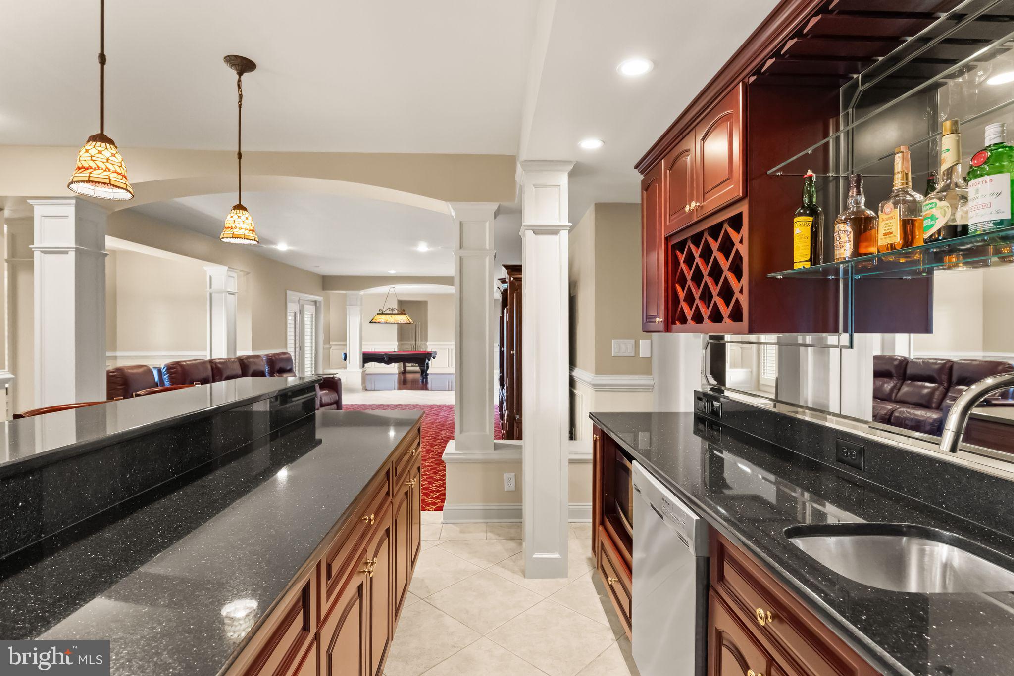 RIVER CREEK - Residential